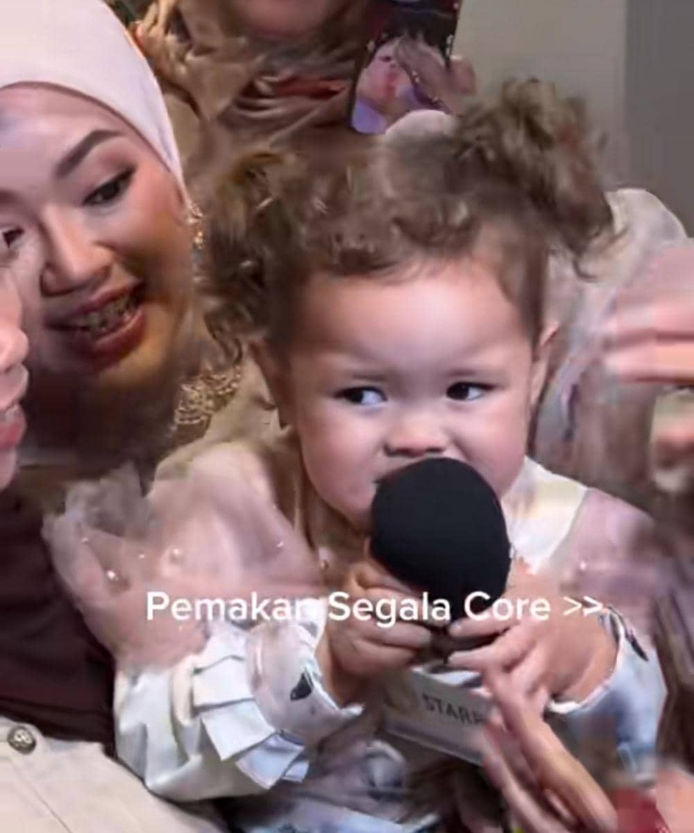 Briella core, memakan mikrofon media
