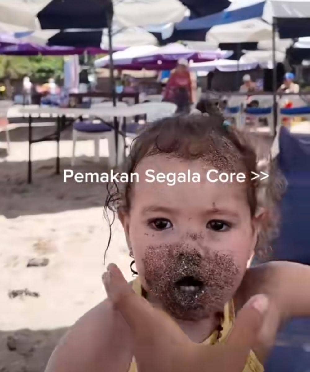 Briella core, memakan pasir