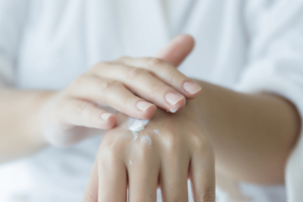 hand cream (1).png