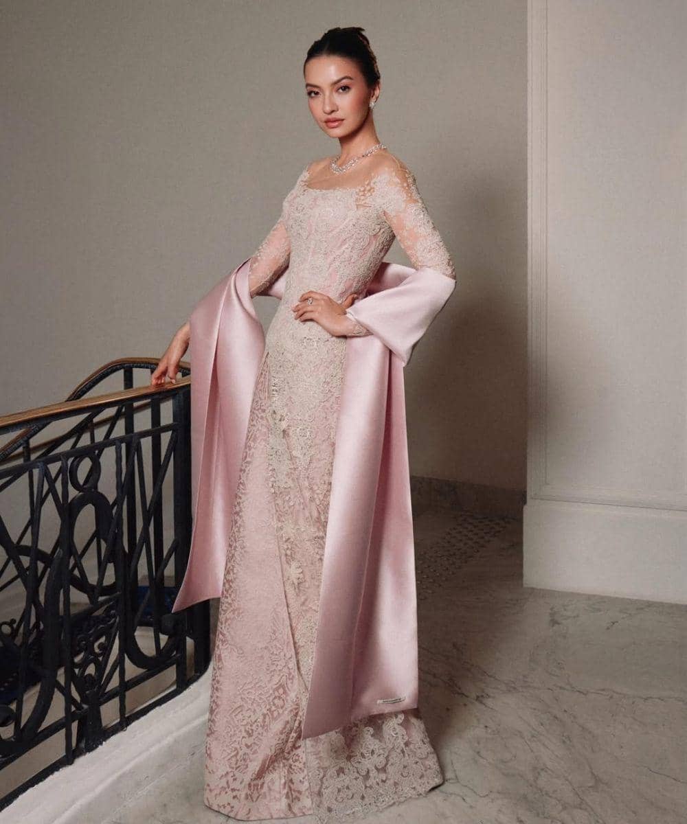 Penampilan Raline Shah di Cannes 2026, Intip Detail Lengkapnya! 8.jpg