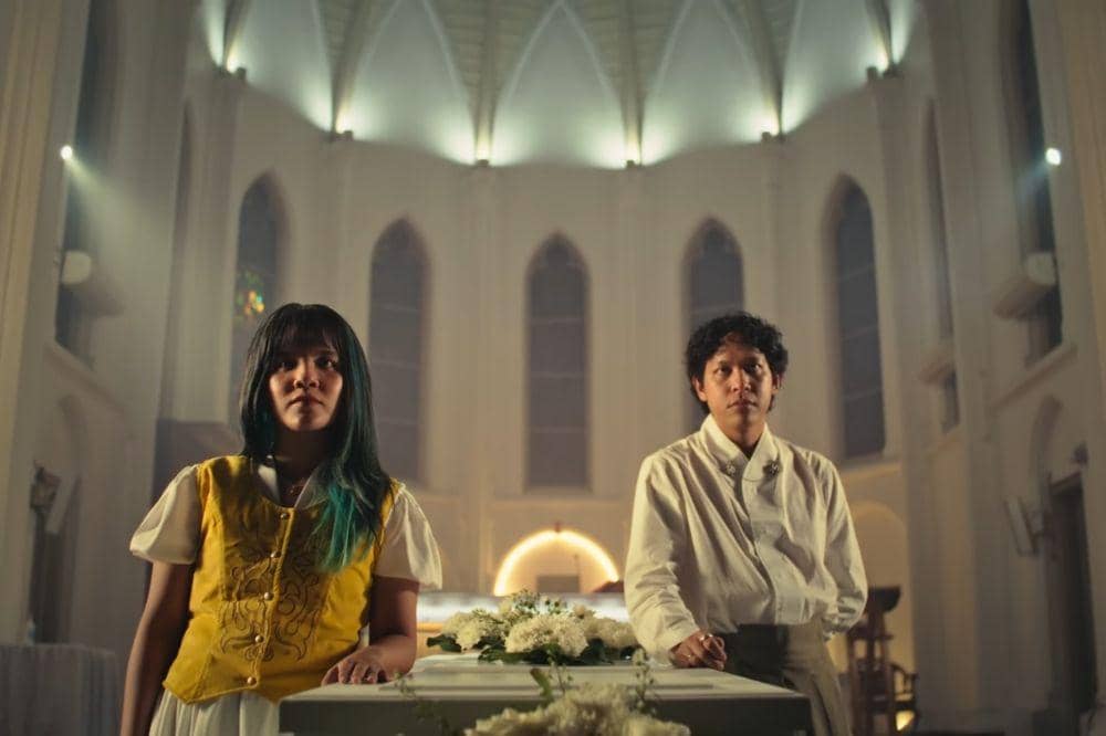 5 Fakta Cerita Video Klip 'Masih Ada Cahaya' Idgitaf feat Hindia.6.jpg
