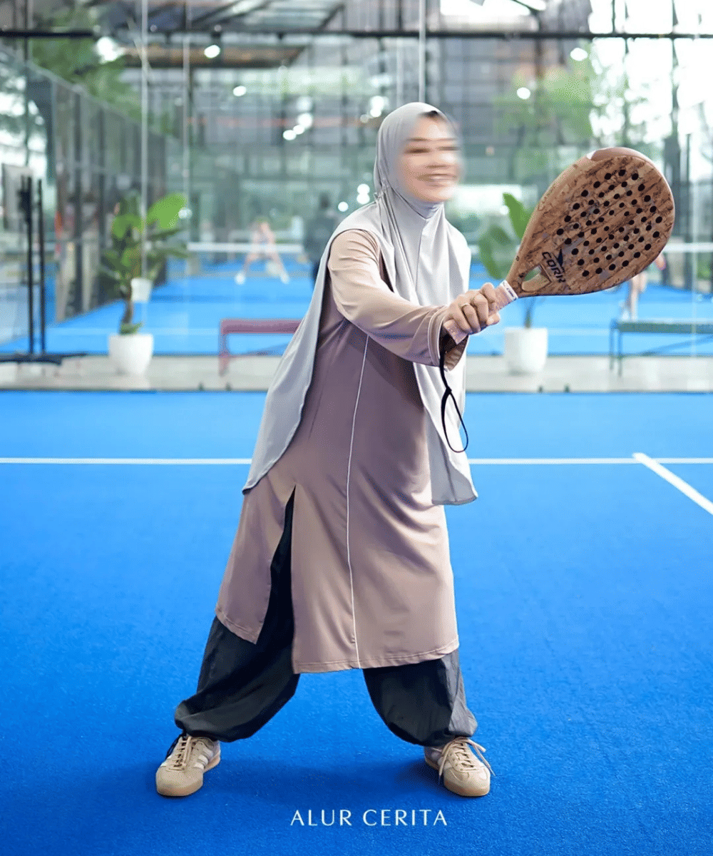 10 Inspirasi Baju Olahraga Hijab Syar'i Menutup Dada, Tetap Nyaman! 9.png