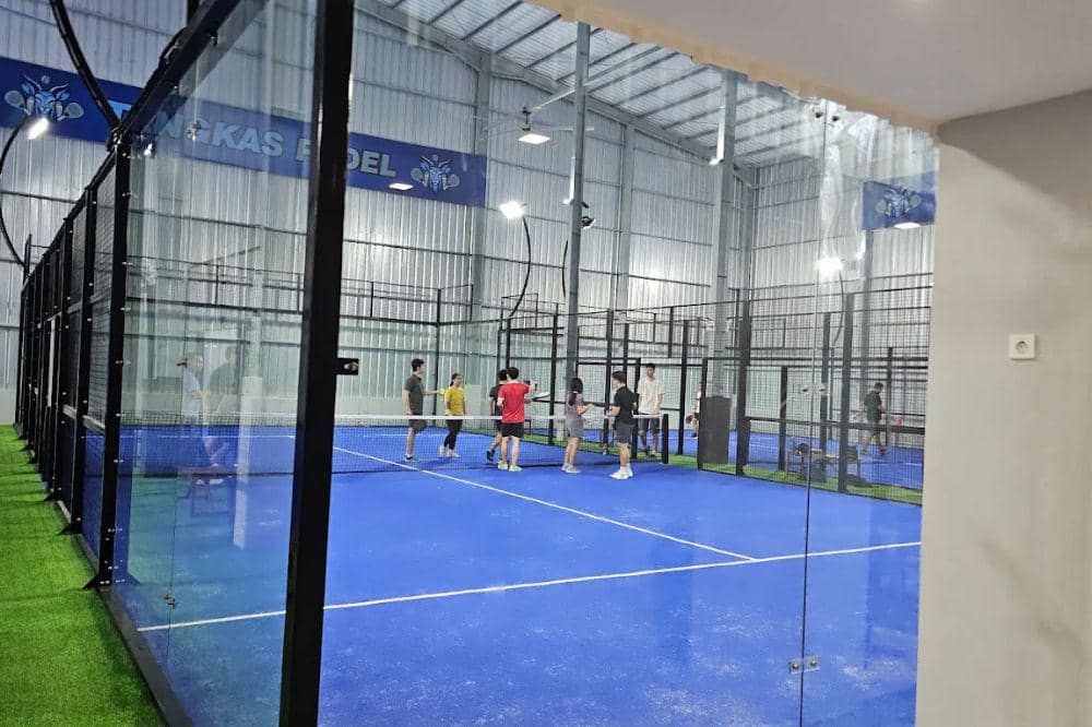 Rekomendasi Tempat Padel di Jakarta 6.jpg