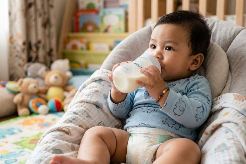 Apakah Susu Bayi Bisa Menyebabkan Diare? Ini Penjelasannya