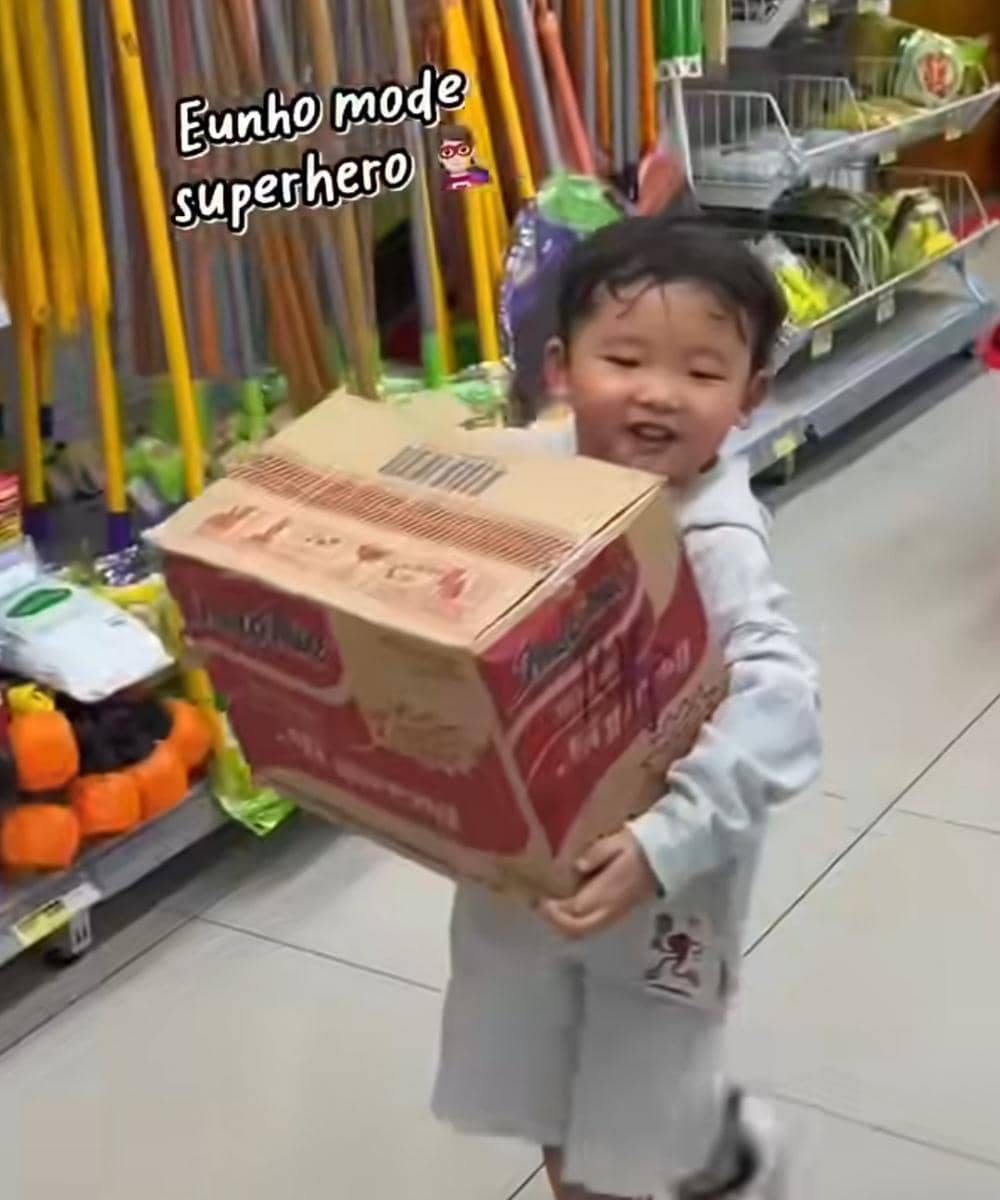 Eunho anak Daehoon belanja Jipdeuri