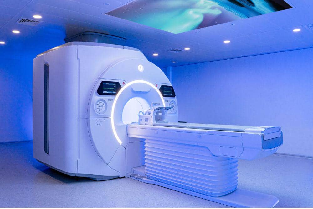 Sistem Pemindaian MRI 3 Tesla, Inovasi Diagnosis Terbaru Berbasis AI