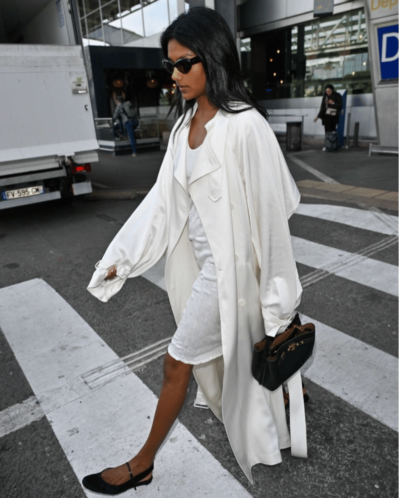 travel outfit (5).png