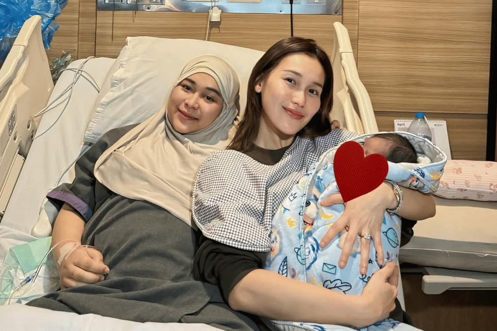 Foto Akikah Qaysar Anak Ketiga Syifa Adik Ayu Ting Ting 2