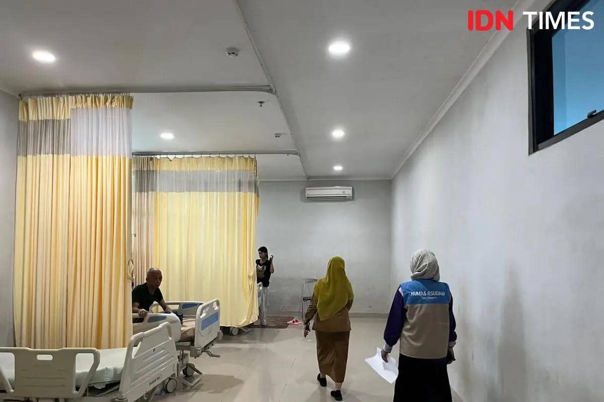 korban mengalami tiga tusukan