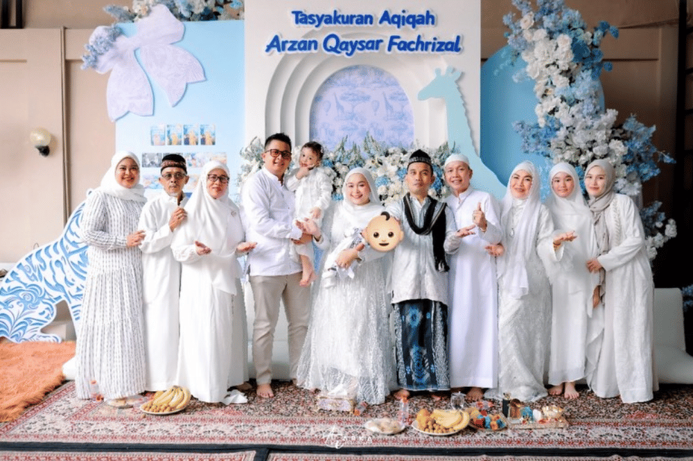 Foto Akikah Qaysar Anak Ketiga Syifa Adik Ayu Ting Ting 3