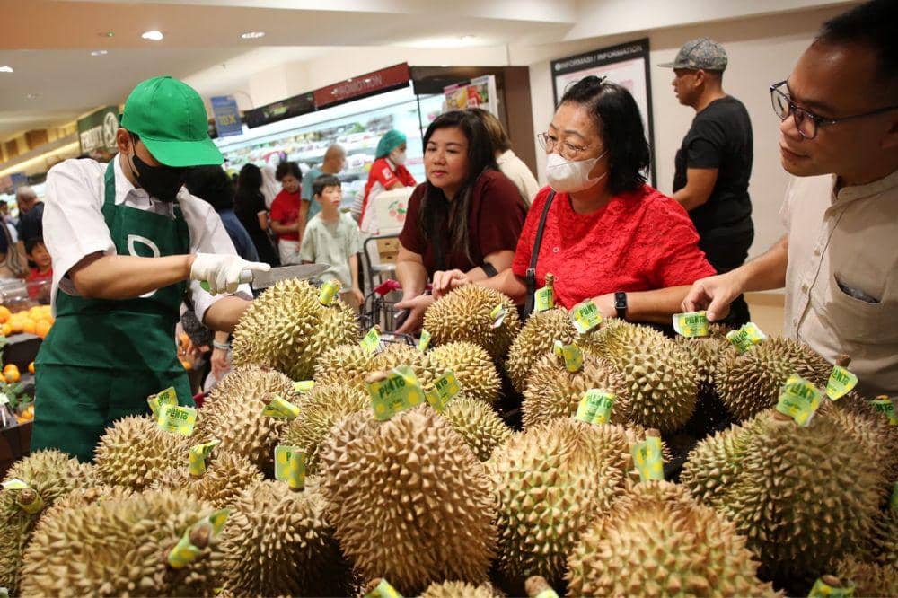 aeon pluit