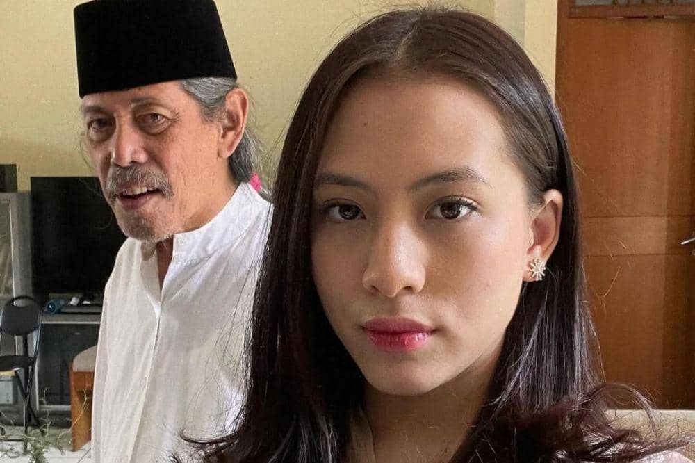 10 Fakta Keluarga Adhisty Zara