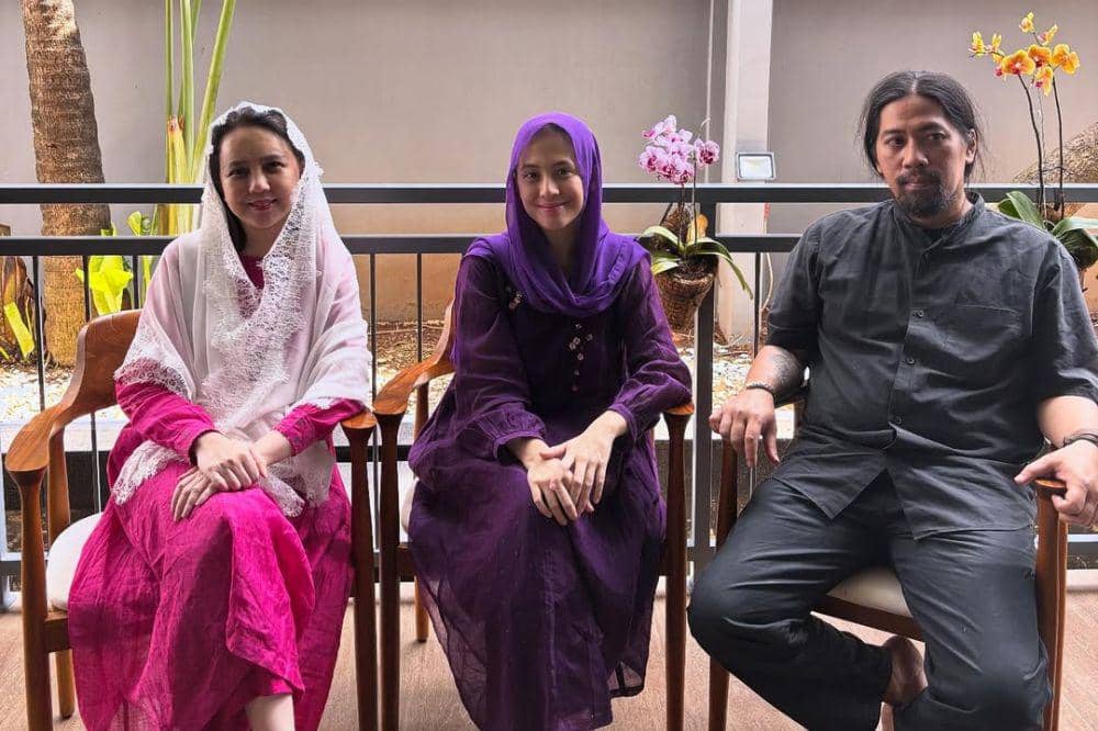 10 Fakta Keluarga Adhisty Zara