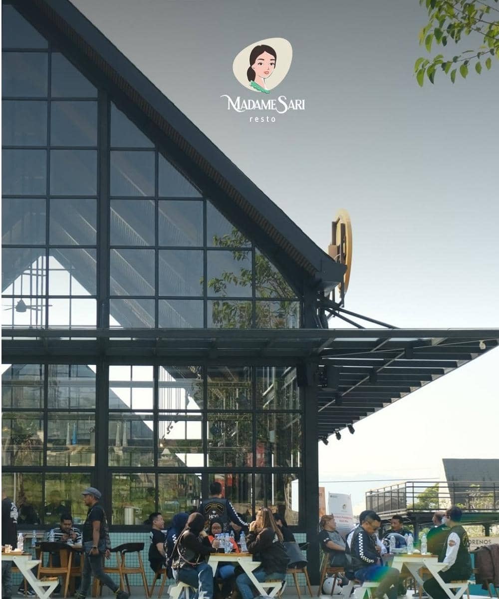 Madame Sari Restaurant di Bandung