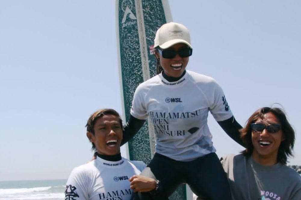 Dhea Natasya lolos ke WSL World Longboard Tour