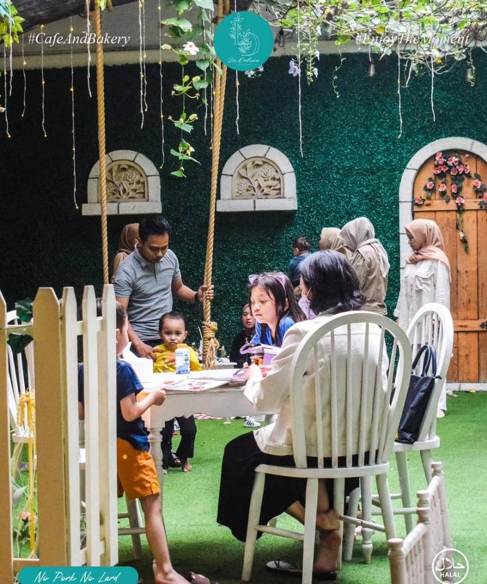 Le Delice Cafe and Bakery di Bandung