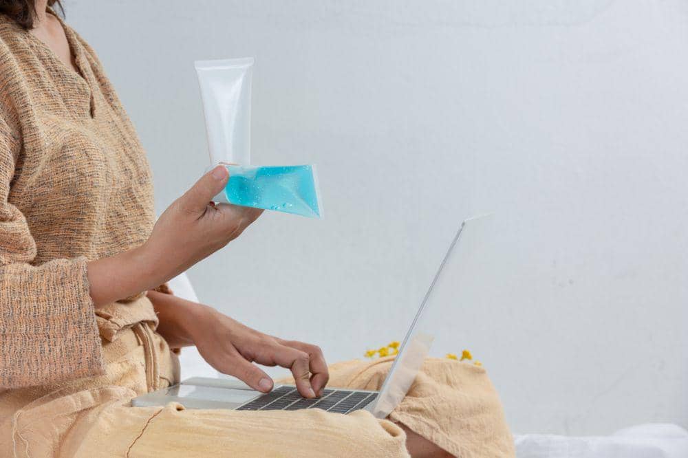 Apa Itu White Cast_ Ini Cara Mengatasinya Agar Sunscreen Nggak Abu-Abu! 6.jpg