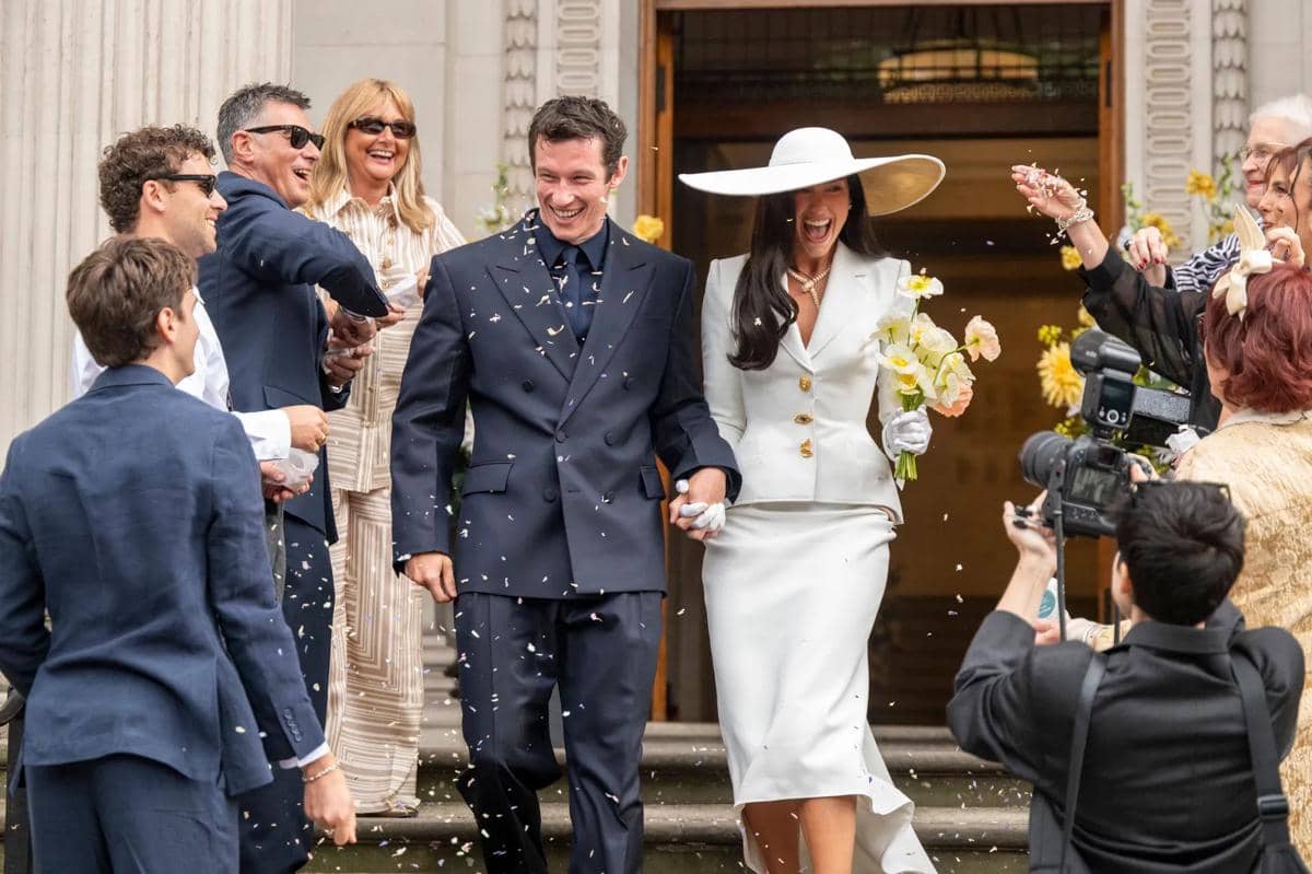 busana pengantin dua lipa 4.jpg