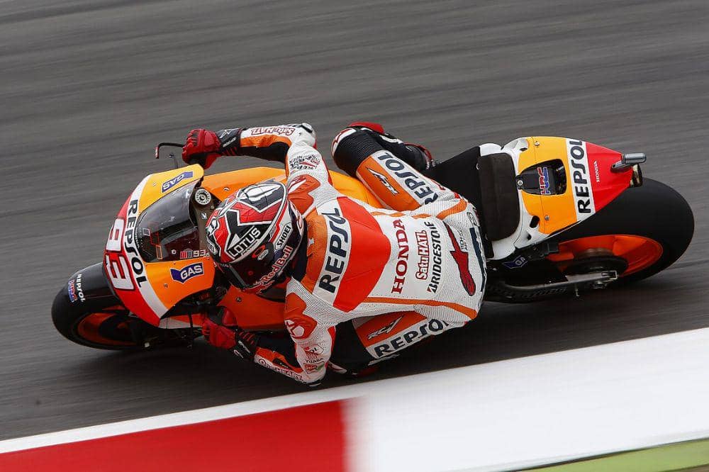 Mengenal Highside dan Lowside pada MotoGP 6.jpg