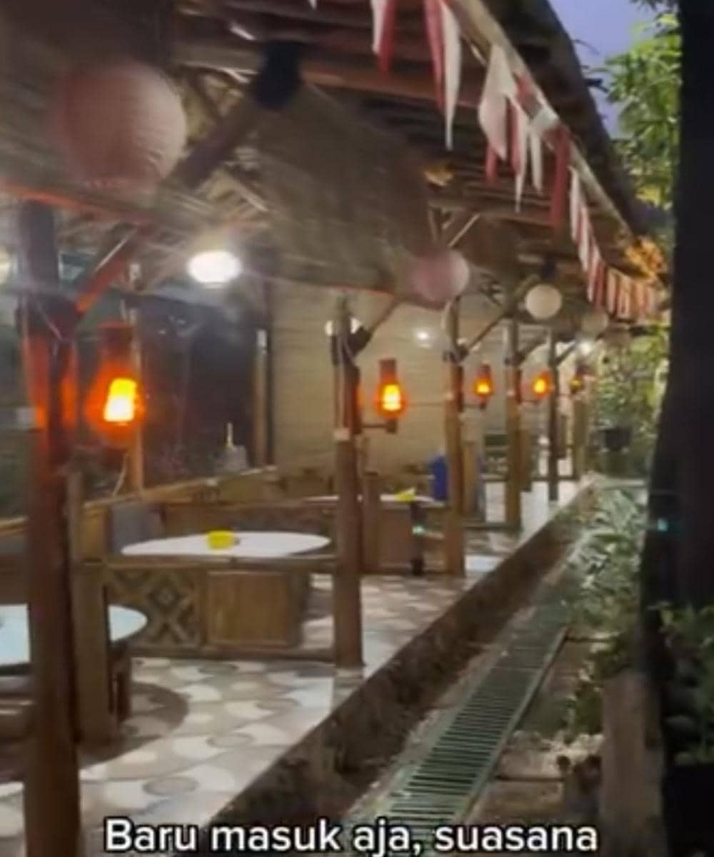 Tempat makan ramah anak di Jakarta Barat Saung Bangker