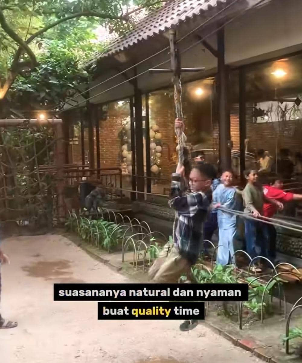 Tempat makan ramah anak di Jakarta Barat Kampung Makan Joglo