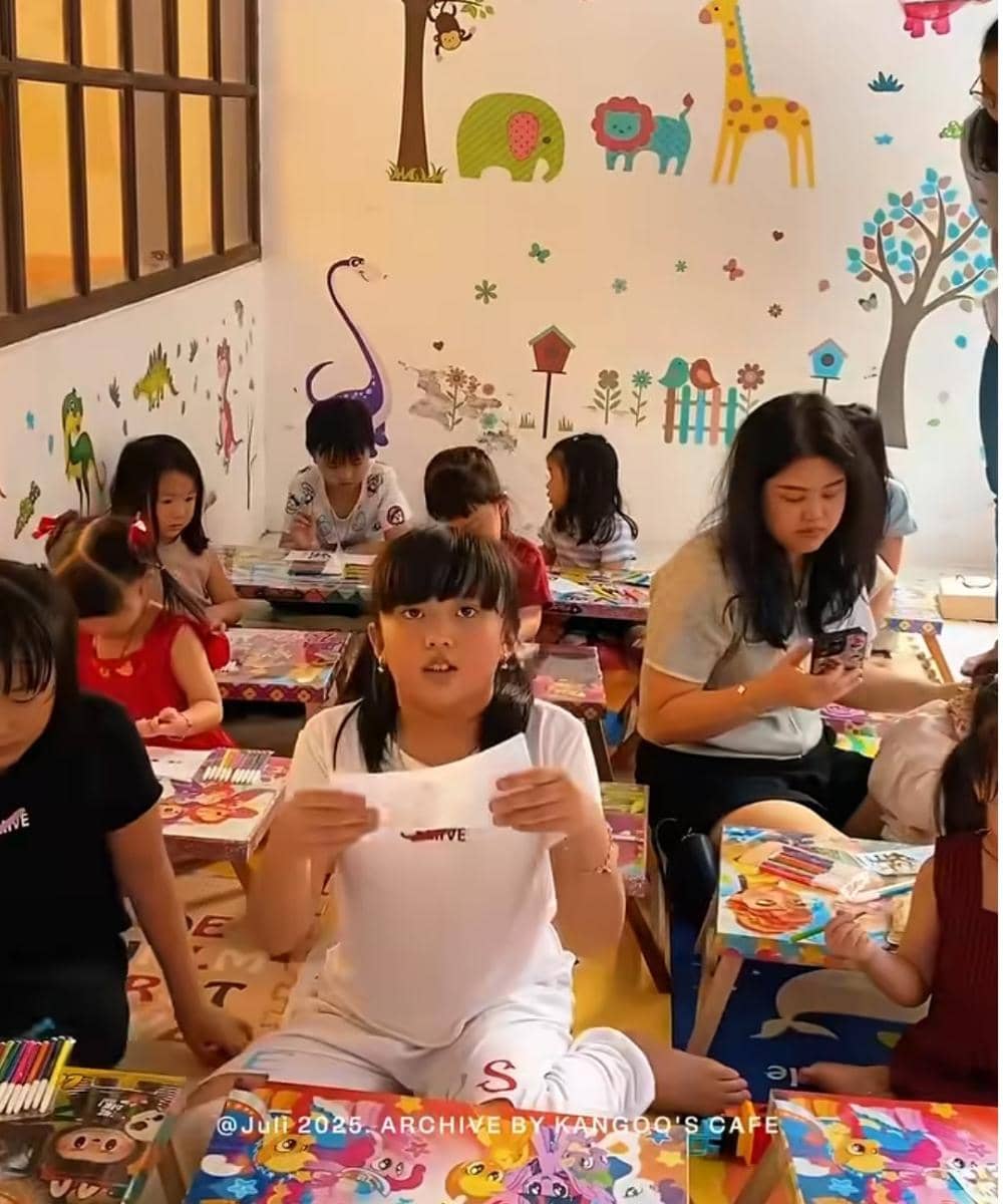 Tempat makan ramah anak di Jakarta Barat Kangoos Cafe