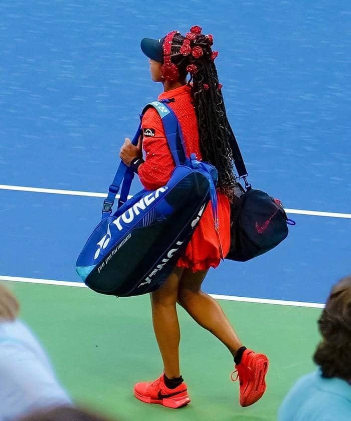 Gaya Naomi Osaka yang Nyentrik di Lapangan Tenis 7.jpg
