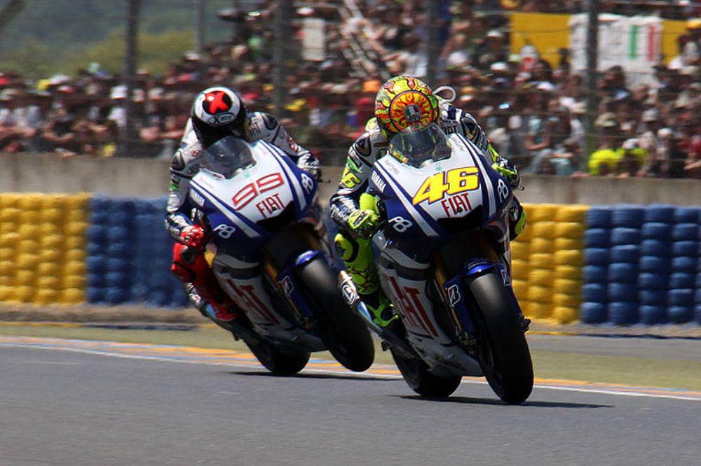 Mengenal Highside dan Lowside pada MotoGP 5.jpg