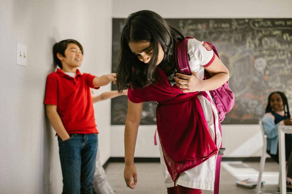 Maraknya pembullyan di dunia nyata akibat media sosial