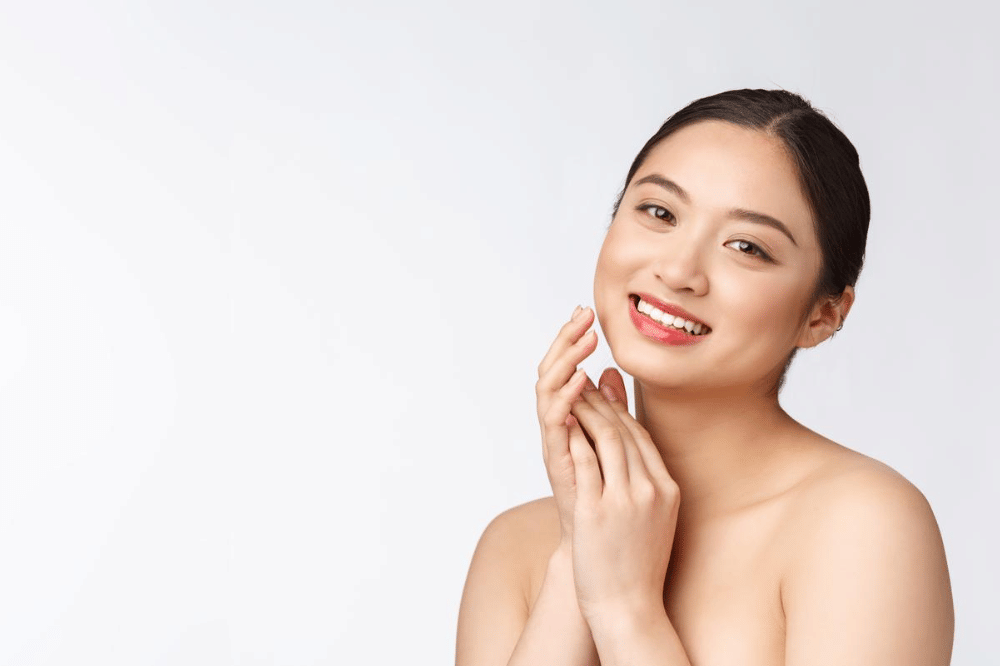 Efektivitas Treatment vs Produk Skincare untuk Wajah Glowing