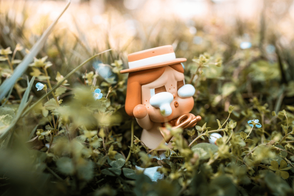 Blind box cry baby