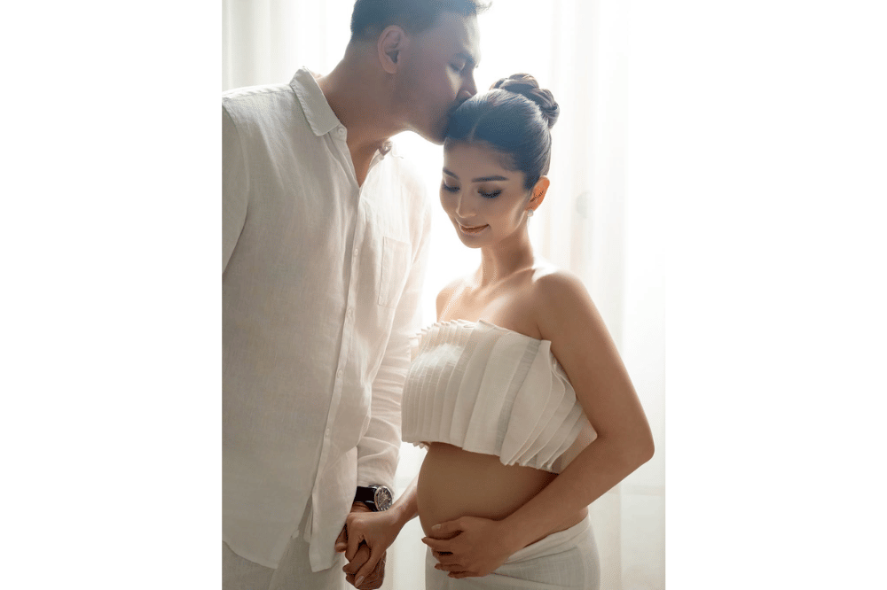 foto debi sagita pamer baby bump kehamilan pertama