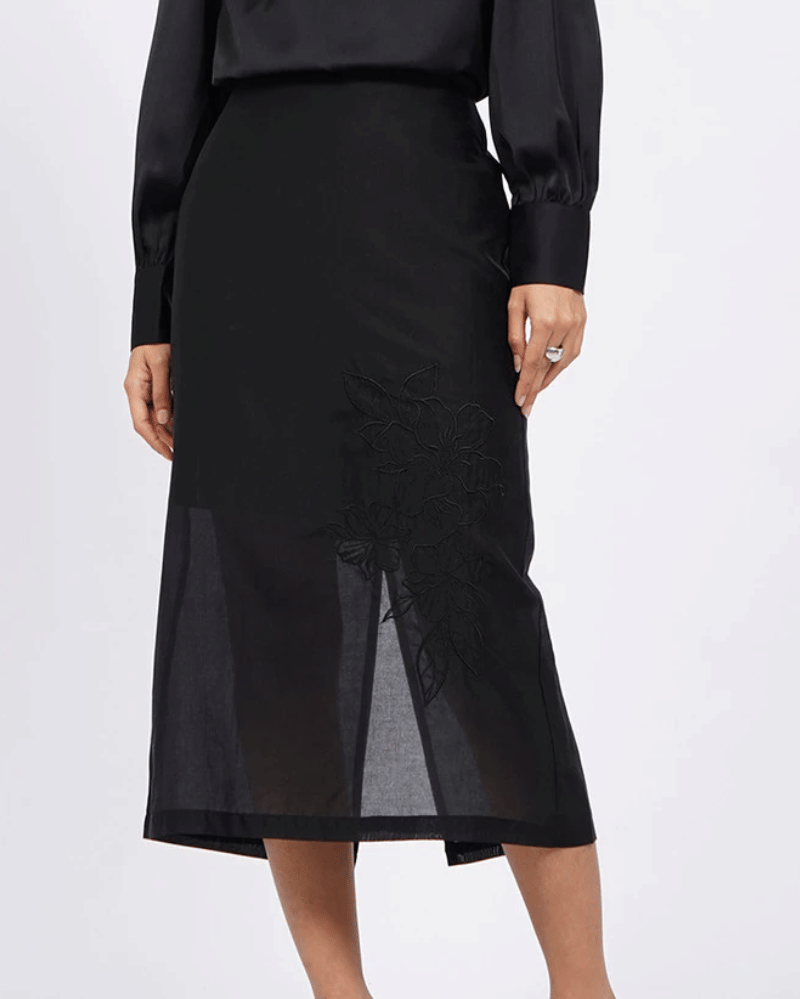 sheer skirt (3).png