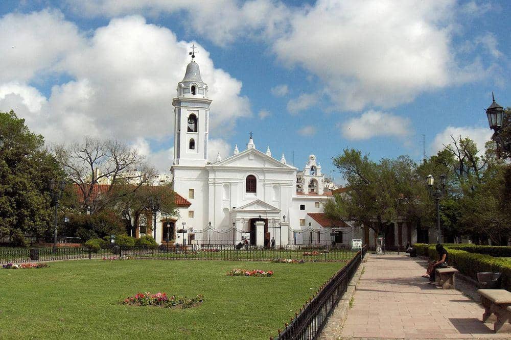 Daftar Katedral Terbesar di Dunia 6.jpg