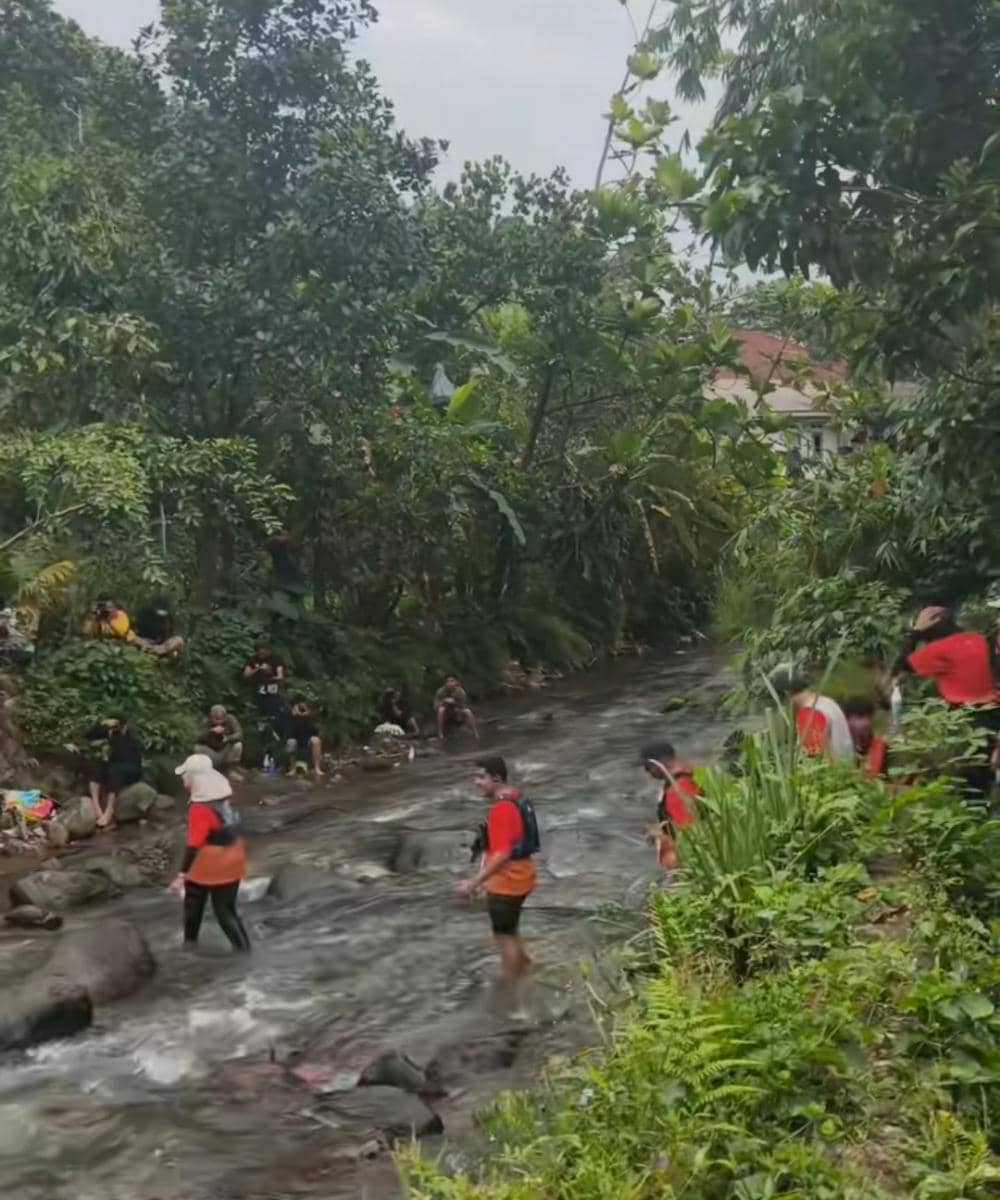 Kekey anak usia 6 tahuh taklukan Race Bogor City Trail Run 2026 