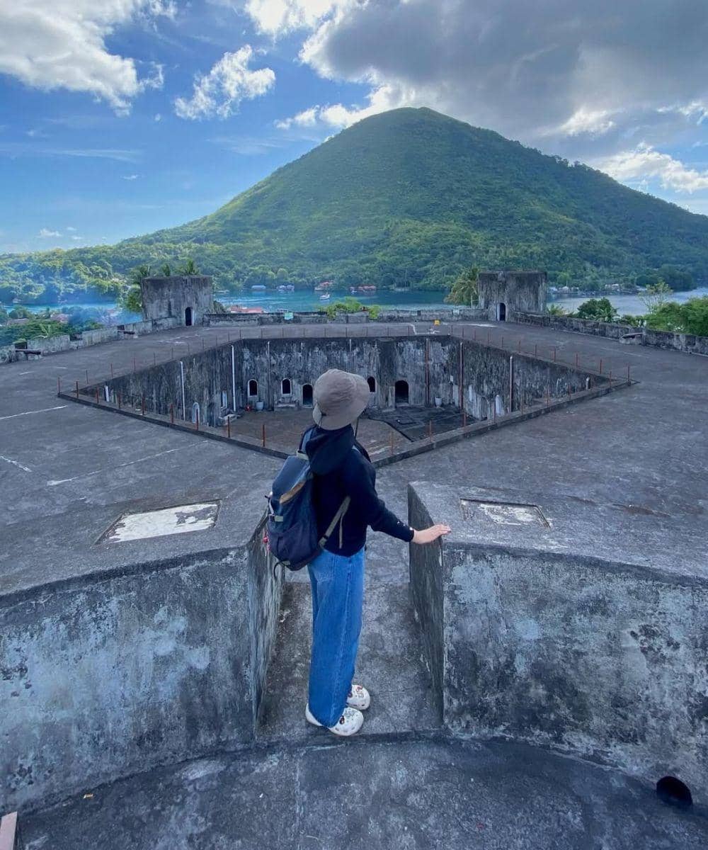 Asal Usul dan Sejarah Pulau Banda Neira 4.jpg