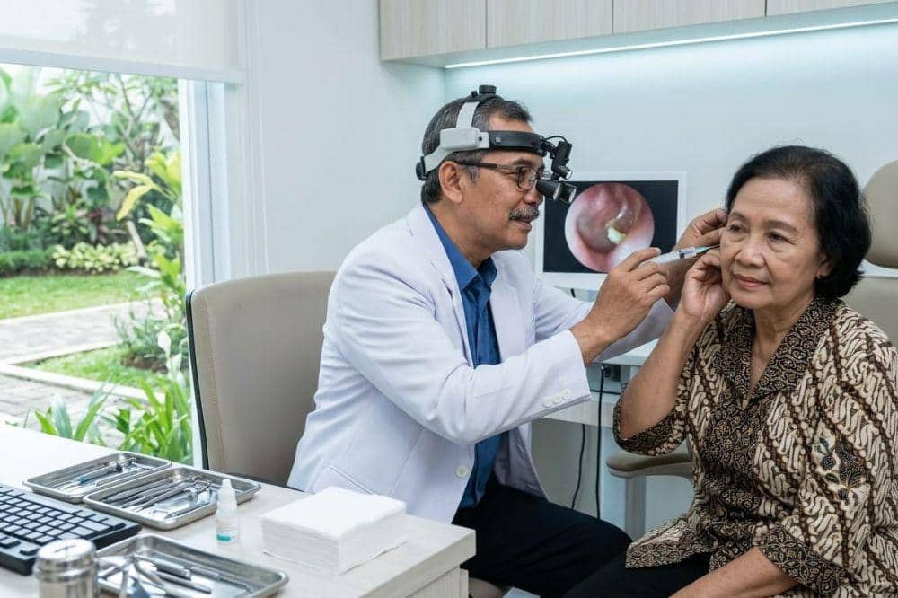 Cara Mengeluarkan Kotoran Telinga Tanpa Dikorek