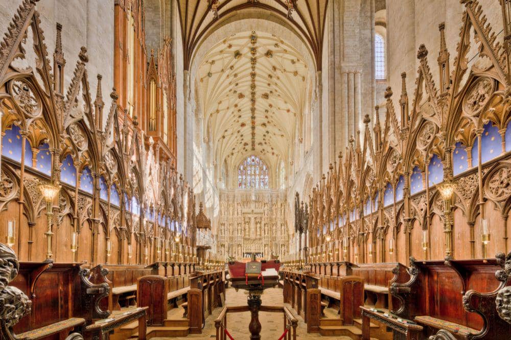 10 Daftar Katedral Terbesar di Dunia, Semuanya Bikin Takjub!