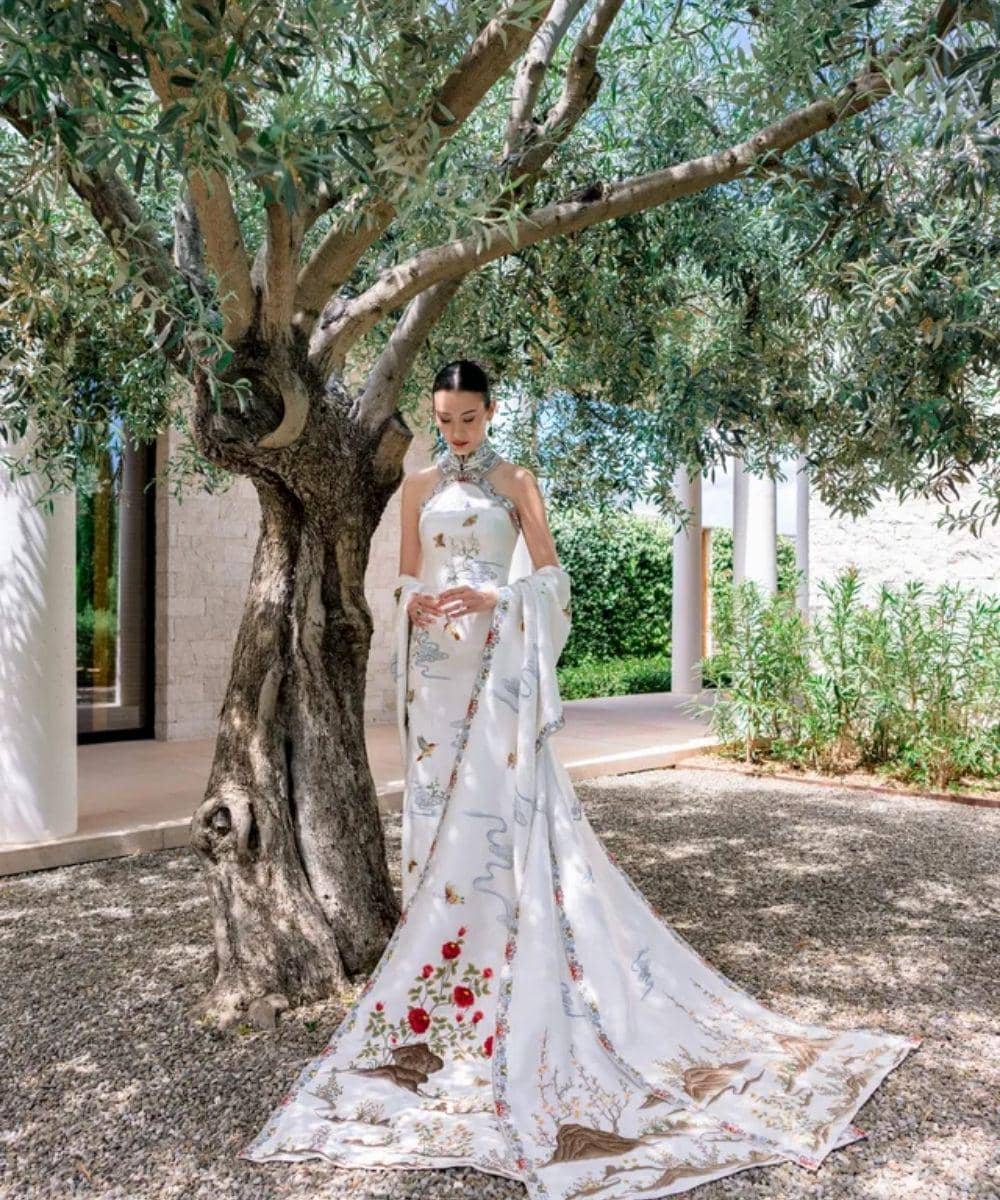 Bak Negeri Dongeng, Ann Liu Pakai 13 Gaun Couture di Nikahannya 14.jpg