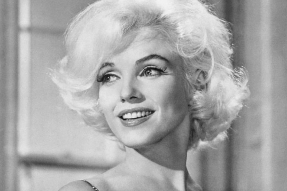 Ratusan Barang Pribadi Marilyn Monroe Dilelang di AS, Ada Tas Mewah!