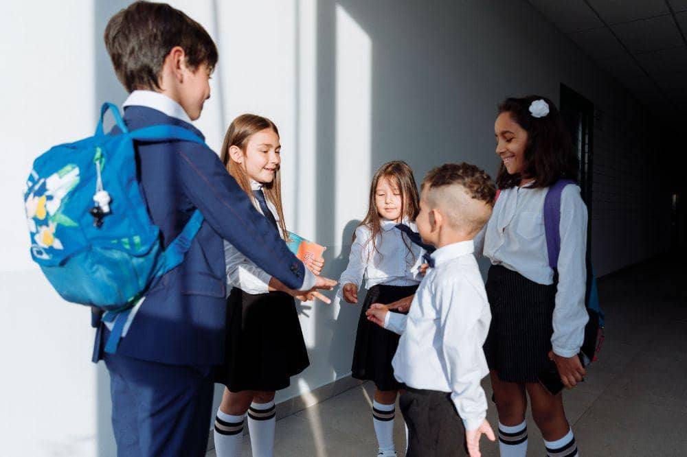 7 Perubahan Emosi Anak Usia 6-9 Tahun, Mulai Masuki Masa Sekolah