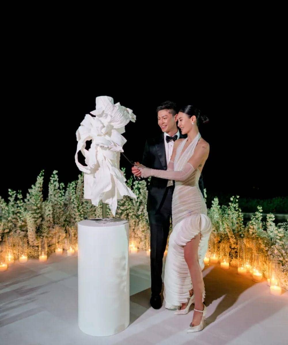 Bak Negeri Dongeng, Ann Liu Pakai 13 Gaun Couture di Nikahannya 21.jpg