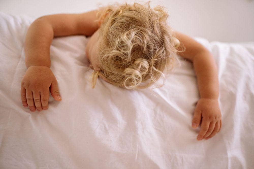 Pilek anak tidak kunjung sembuh karena kurang tidur