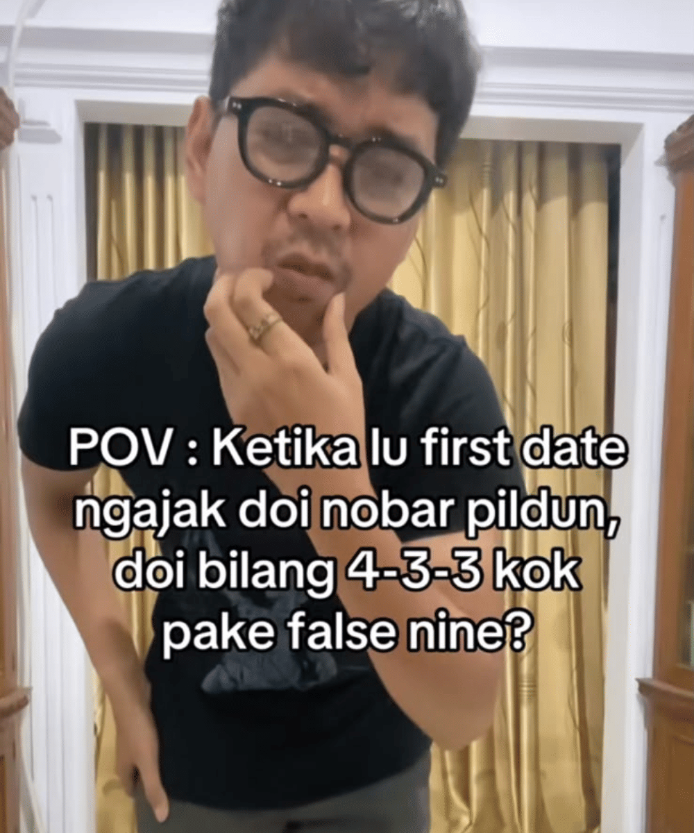 Meme Relationship Pencinta Sepak Bola