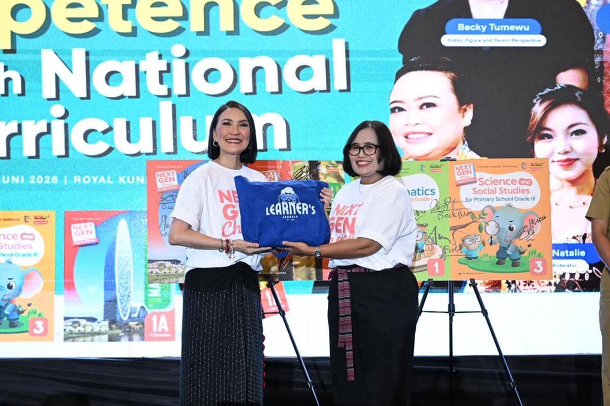 Ini Lho Ma Next Gen Choice, Buku Full English dari Erlangga