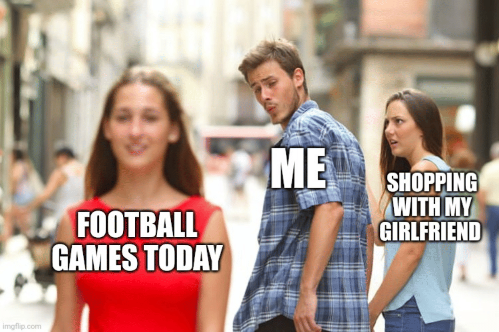 12 Meme Relationship Pencinta Sepak Bola yang Relate Parah