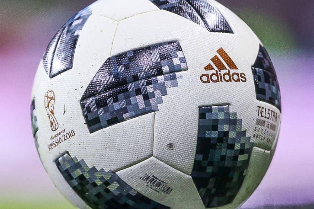 Daftar Bola Official Piala Dunia dari Masa ke Masa 22
