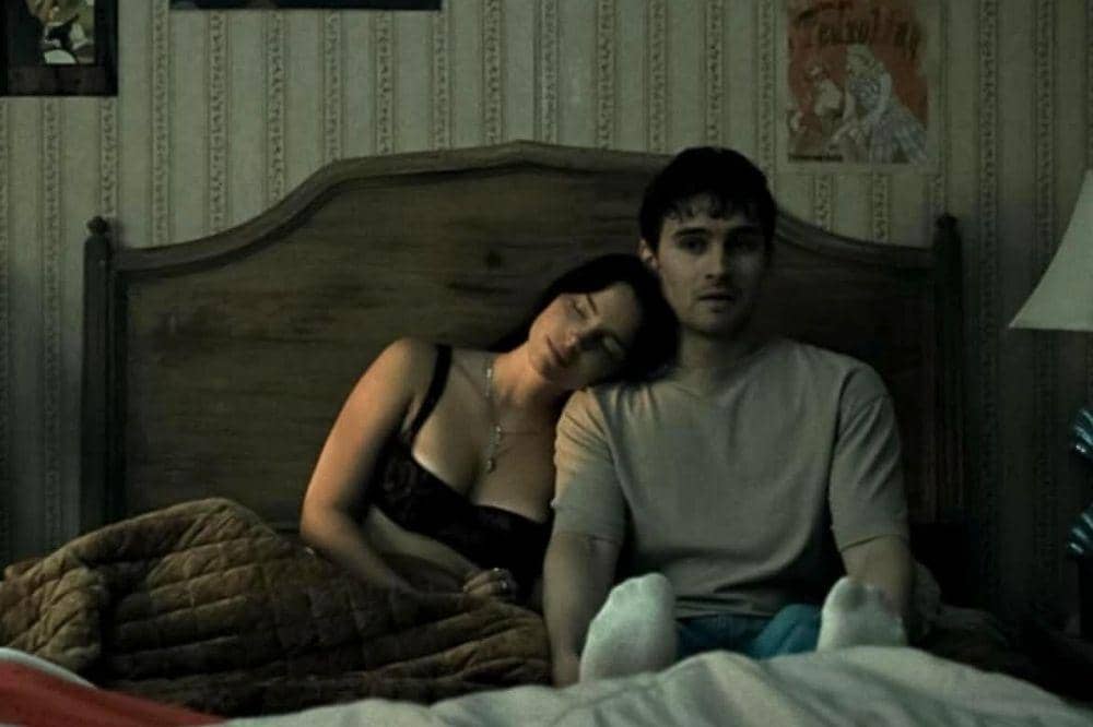 Daftar Pemain Film Obsession, Kisah Cinta Pegawai Toko Musik