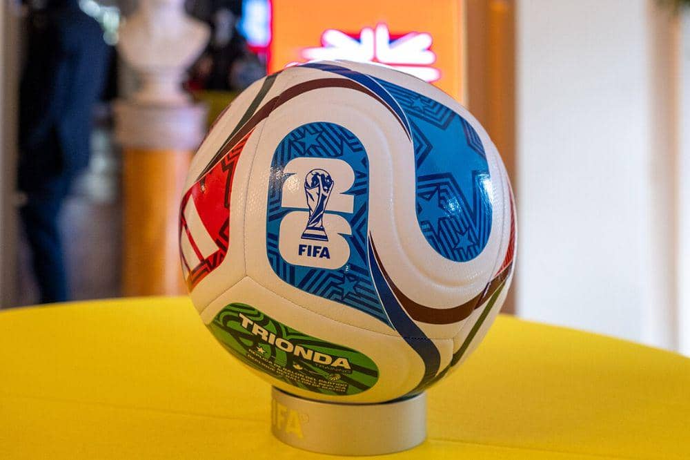 Daftar Bola Official Piala Dunia dari Masa ke Masa 24
