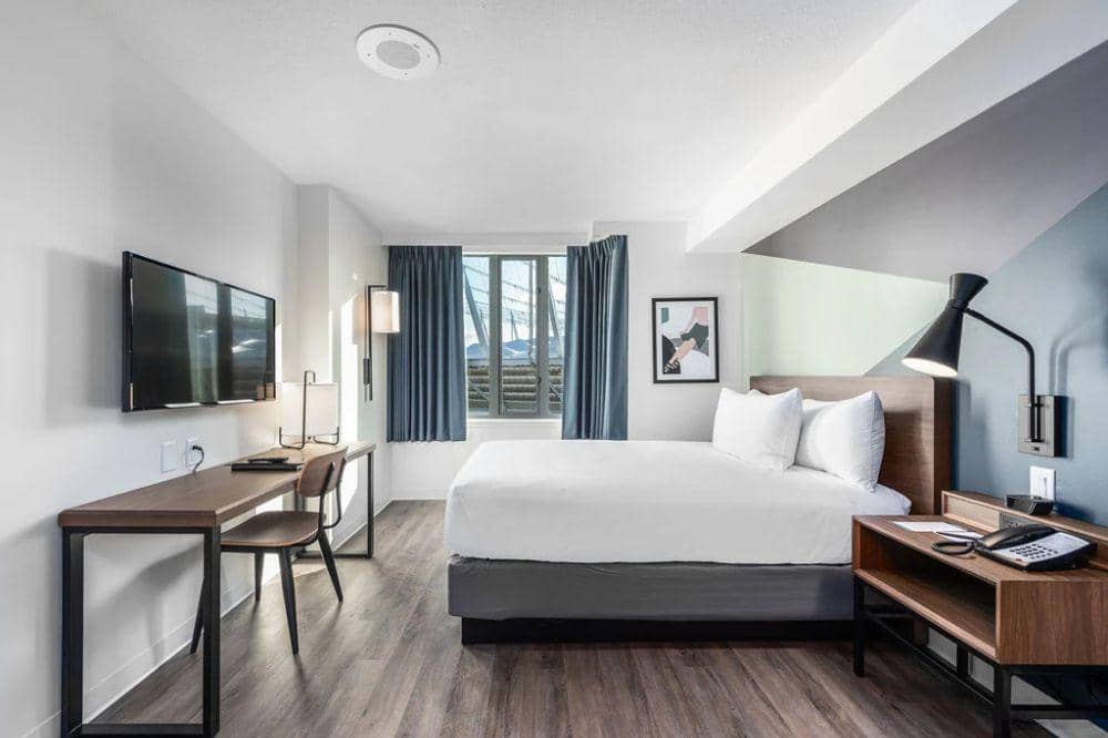 Hotel Dekat Stadion BC Place Vancouver Kanada 6